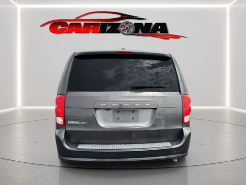 Used 2018 Dodge Grand Caravan SE FWD image 7