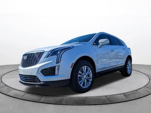 New 2026 Cadillac XT5 Luxury image 7