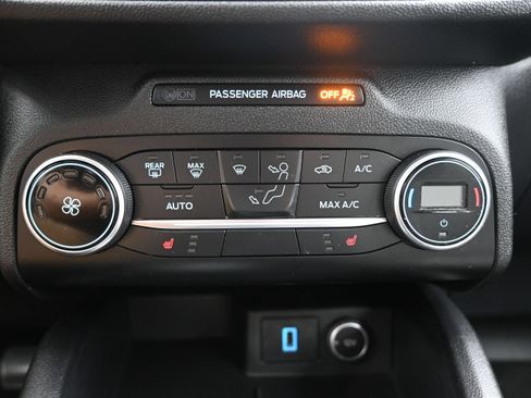Used 2020 Ford Escape SE FWD image 18