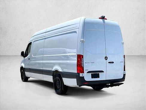 Used 2025 Mercedes-Benz Sprinter 2500 image 13