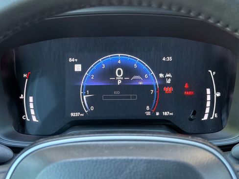 Used 2026 Toyota Corolla SE FWD image 26