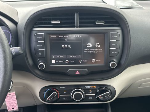 New 2025 Kia Soul LX w/ LX Technology Package image 16