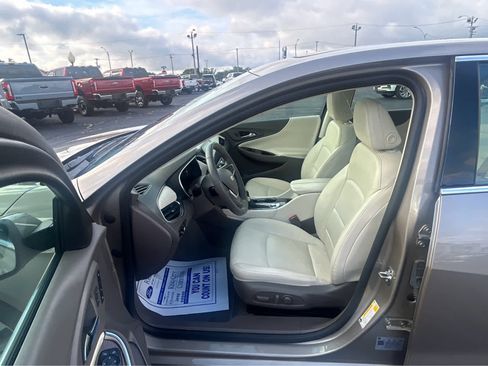 Used 2024 Chevrolet Malibu LT image 13