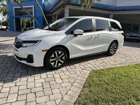 Used 2025 Honda Odyssey EX-L image 21