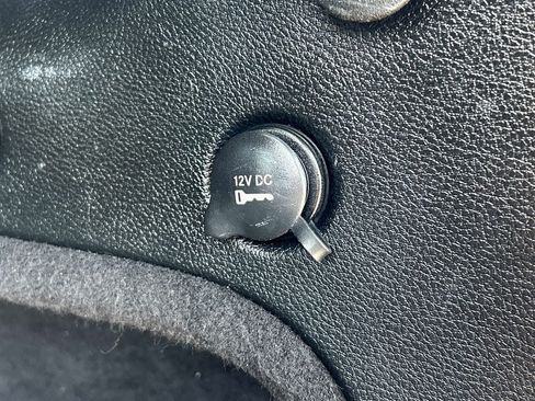 Used 2020 Jeep Grand Cherokee Laredo AWD/4WD image 13