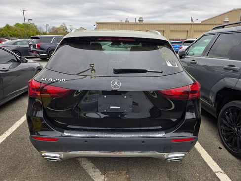 Used 2024 Mercedes-Benz GLA 250 image 8