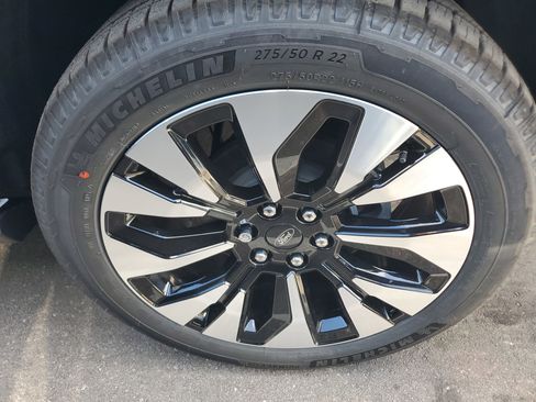 New 2026 Ford Expedition Platinum w/ Driver's Package AWD/4WD image 6