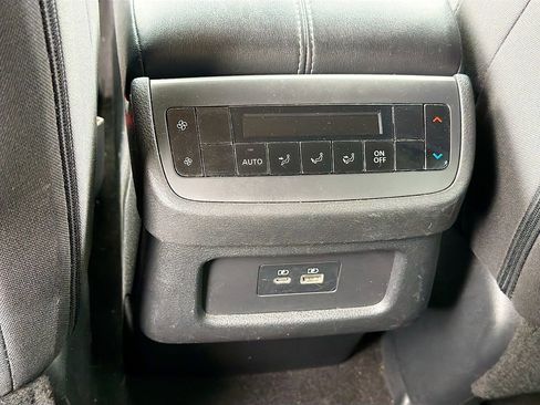 Used 2023 Nissan Pathfinder SV AWD/4WD image 24