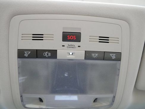 Used 2011 Lexus IS 250C RWD image 24