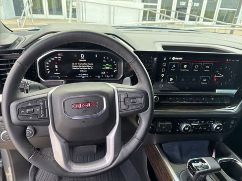 Certified 2026 GMC Sierra 1500 Elevation w/ Elevation Premium Package AWD/4WD image 21