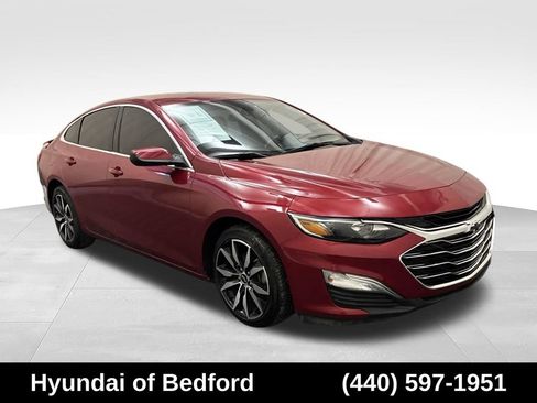 Used 2023 Chevrolet Malibu RS FWD image 3