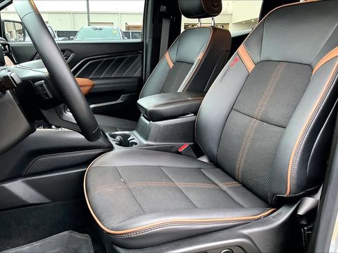 Certified 2024 GMC Canyon AT4 w/ Technology Package image 7