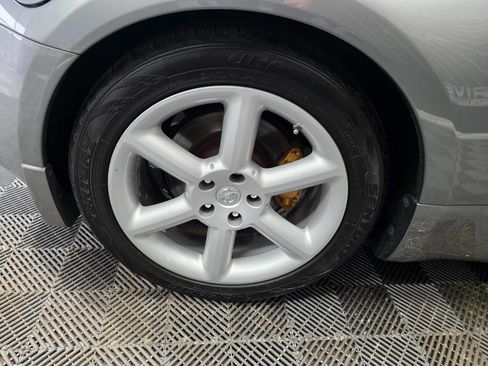 Used 2005 Nissan 350Z Grand Touring image 33