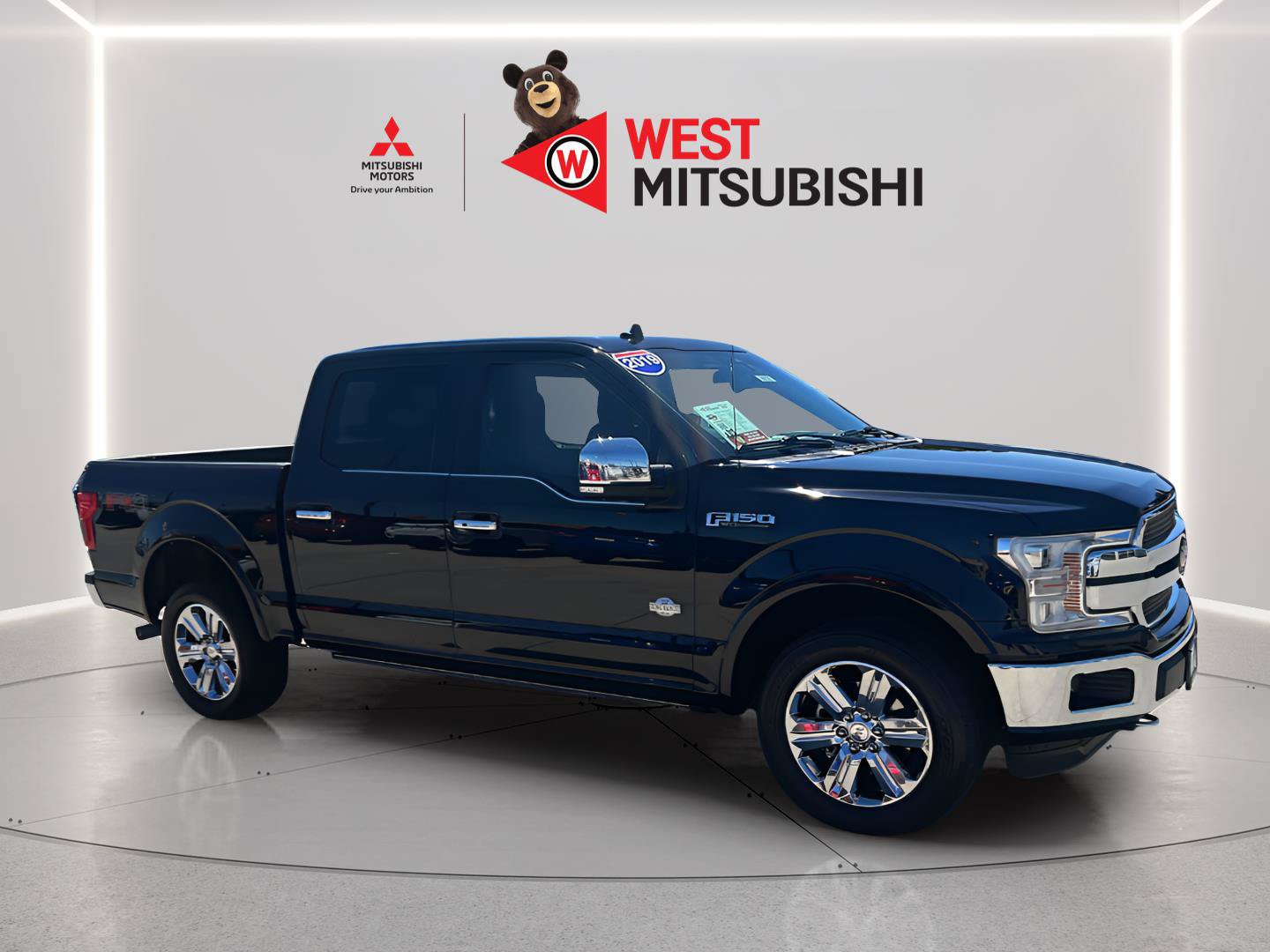 Used 2019 Ford F150 King Ranch w/ Equipment Group 601A Luxury AWD/4WD image 8