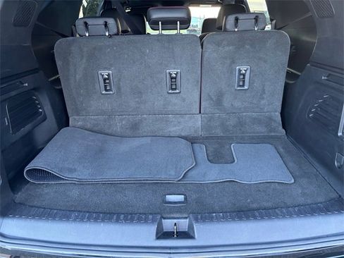 Used 2024 Chevrolet Traverse RS image 25