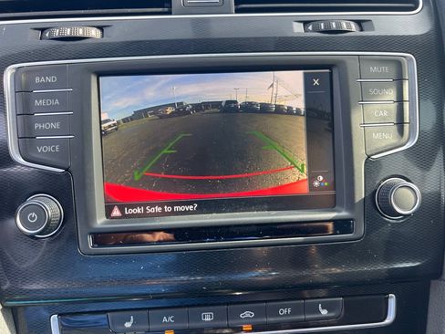 Used 2016 Volkswagen GTI S FWD image 31