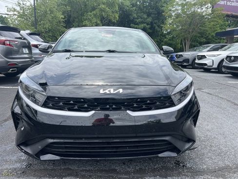 Certified 2024 Kia Forte LXS w/ LXS Technology Package FWD image 8