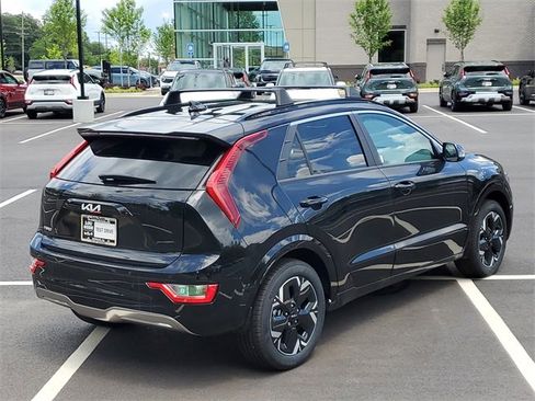 New 2025 Kia Niro Wind w/ Wind Preserve Package image 4