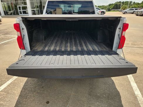 Used 2021 Chevrolet Silverado 1500 RST w/ Z71 Off-Road Package AWD/4WD image 32
