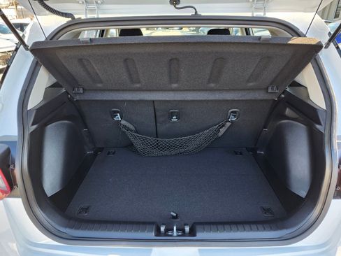 Certified 2026 Hyundai Venue SE image 30