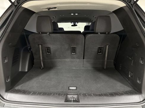 Used 2019 Chevrolet Traverse LS FWD image 25