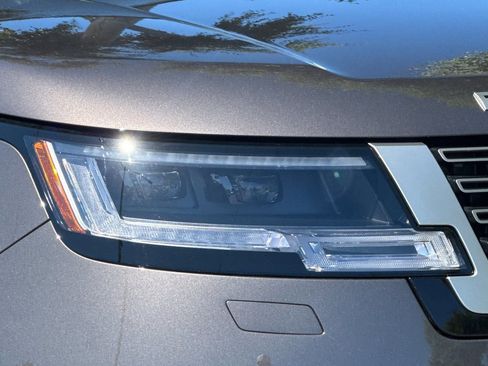 New 2026 Land Rover Range Rover SE AWD/4WD image 10