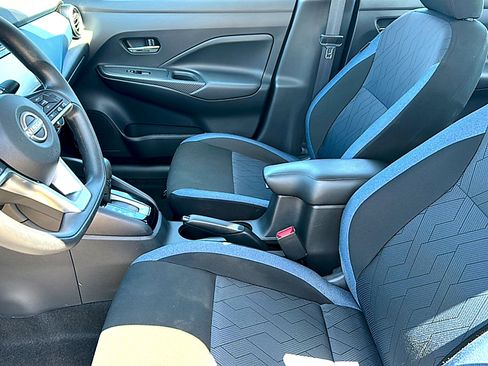 Used 2025 Nissan Versa SV w/ Trunk Package FWD image 13