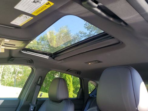 New 2025 MAZDA CX-5 Signature image 23