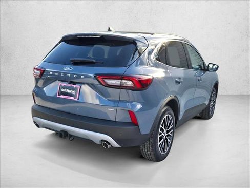New 2026 Ford Escape SE w/ PHEV Premium Package image 2