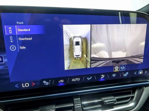 New 2026 Chevrolet Equinox EV LT image 20