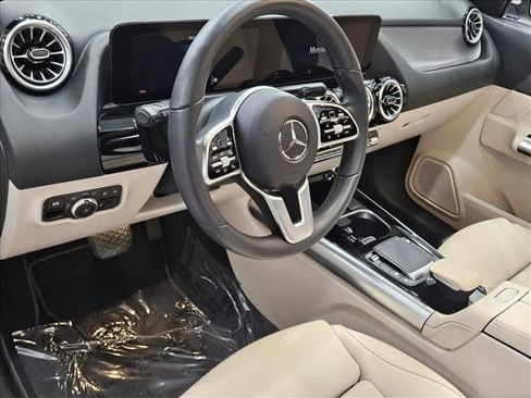 Used 2023 Mercedes-Benz GLA 250 GLA 250 image 9