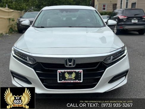 Used 2018 Honda Accord LX image 2