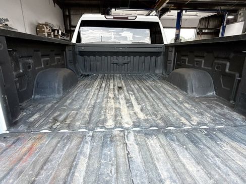 Used 2021 Chevrolet Silverado 1500 LT AWD/4WD image 25