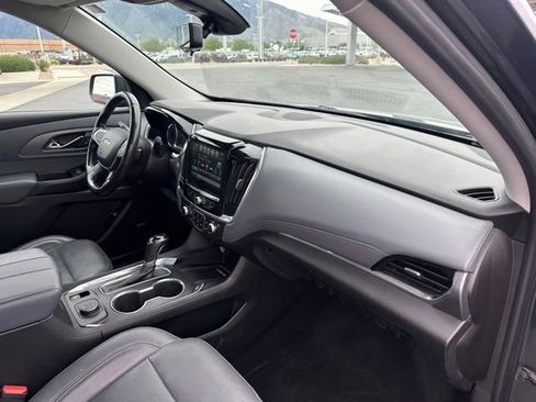 Used 2018 Chevrolet Traverse Premier AWD/4WD image 21