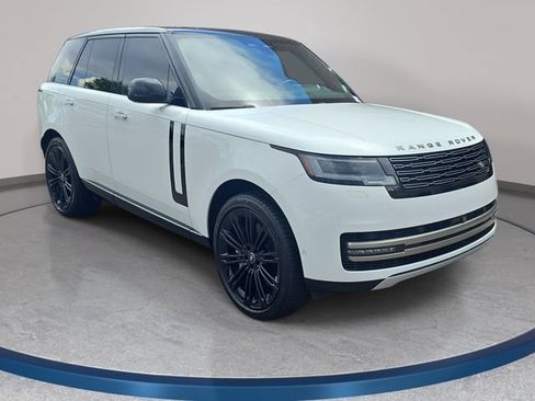 Certified 2025 Land Rover Range Rover SE AWD/4WD image 4