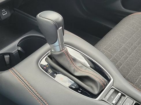 Used 2025 Honda HR-V Sport image 29