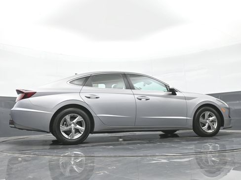 Certified 2023 Hyundai Sonata SE w/ Cargo Package FWD image 40
