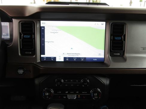 Used 2023 Ford Bronco Outer Banks AWD/4WD image 16