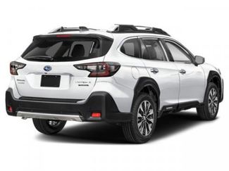 Used 2025 Subaru Outback Touring video 2