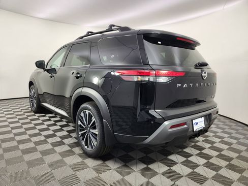 New 2026 Nissan Pathfinder Platinum AWD/4WD image 3