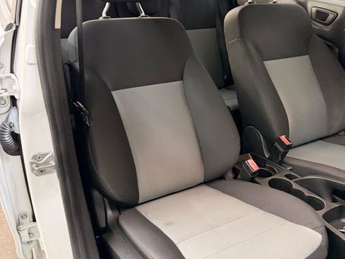 Used 2019 Ford Fiesta S FWD image 32