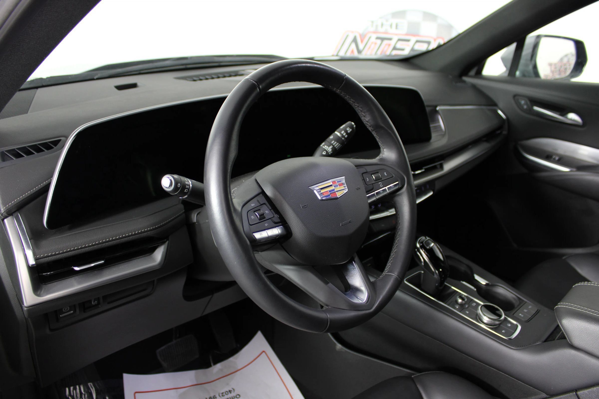 Used 2024 Cadillac XT4 Premium Luxury FWD image 10