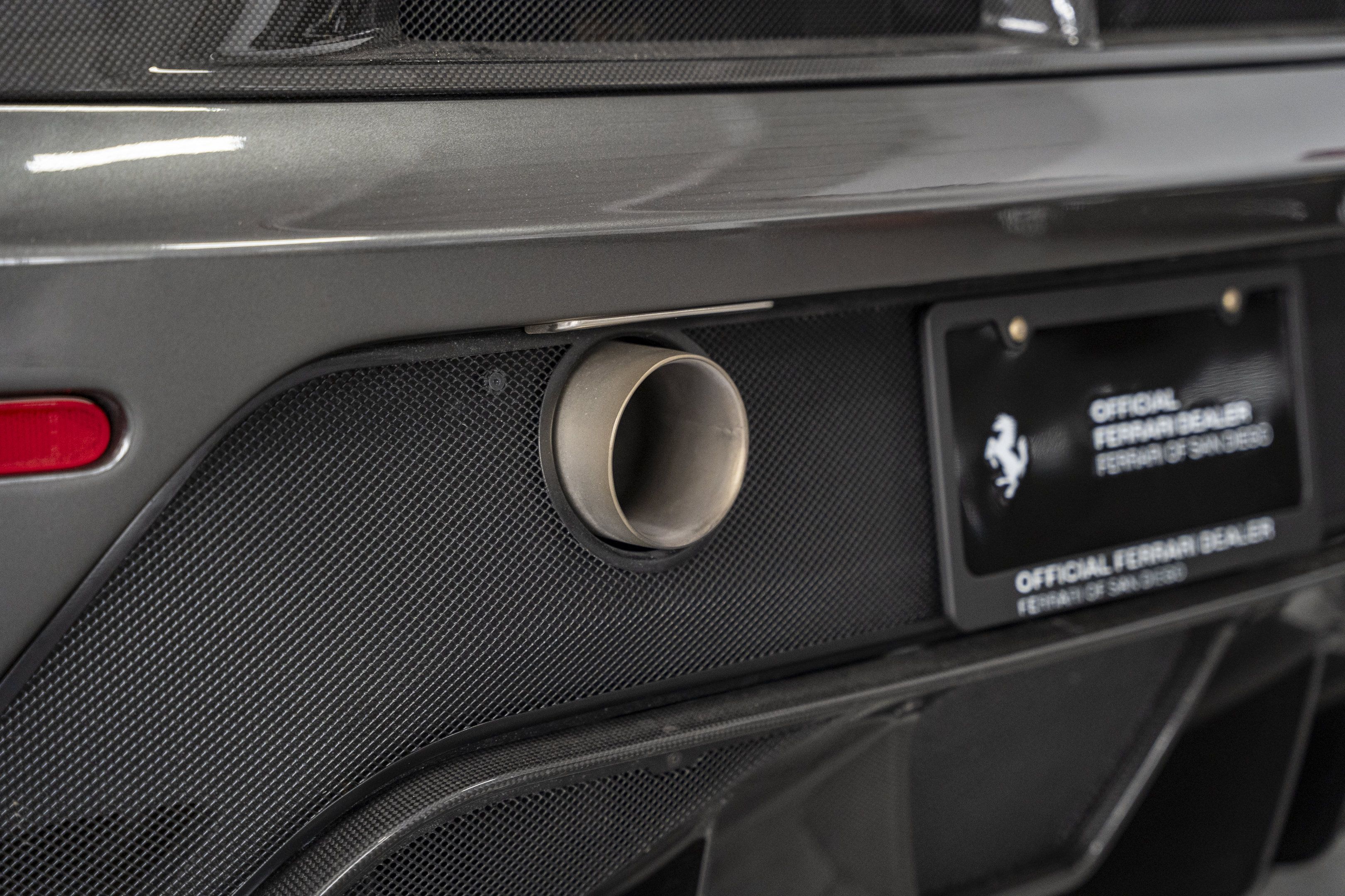Used 2009 Ferrari F430 Scuderia RWD image 32