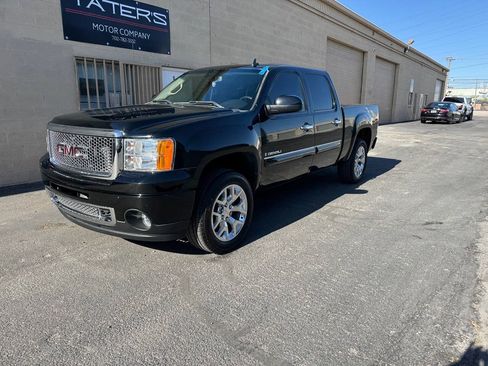 Used 2008 GMC Sierra 1500 Denali AWD/4WD image 4