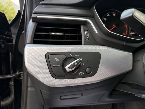 Used 2019 Audi A4 2.0T Premium w/ Convenience Package AWD/4WD image 38