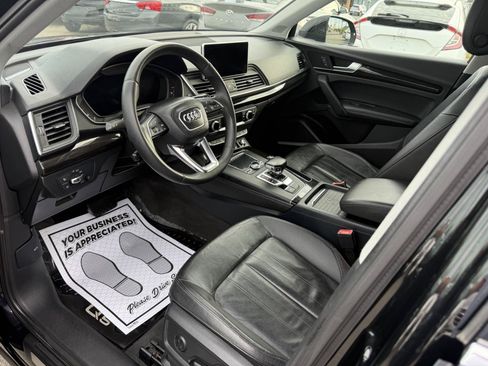 Used 2019 Audi Q5 2.0T Premium Plus w/ Premium Plus Package AWD/4WD image 7