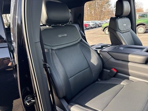 New 2025 Ford Expedition Platinum w/ Stealth Performance Package image 24