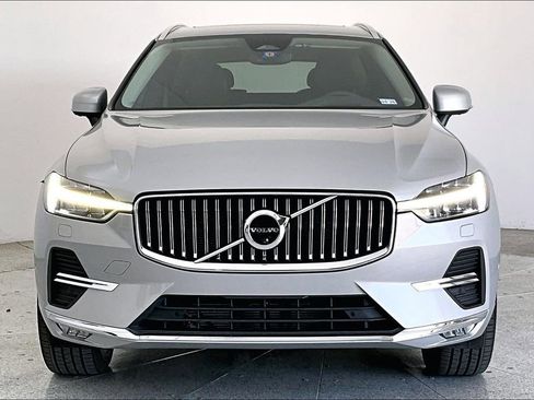 Certified 2023 Volvo XC60 B5 Ultimate w/ Climate Package image 6