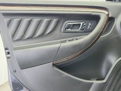 Used 2019 Ford Taurus Limited AWD/4WD image 26