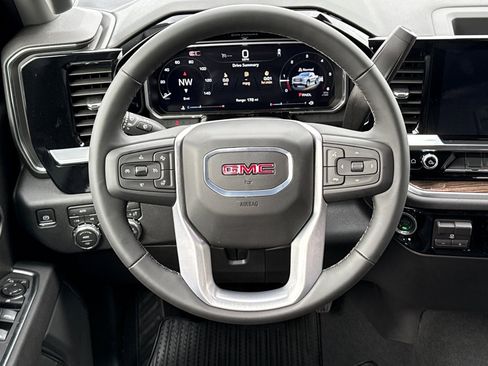 New 2026 GMC Sierra 1500 Elevation image 15